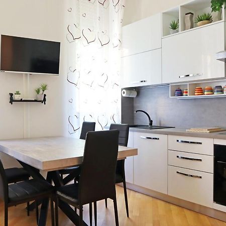 Cenisio Comfort House Милан Экстерьер фото